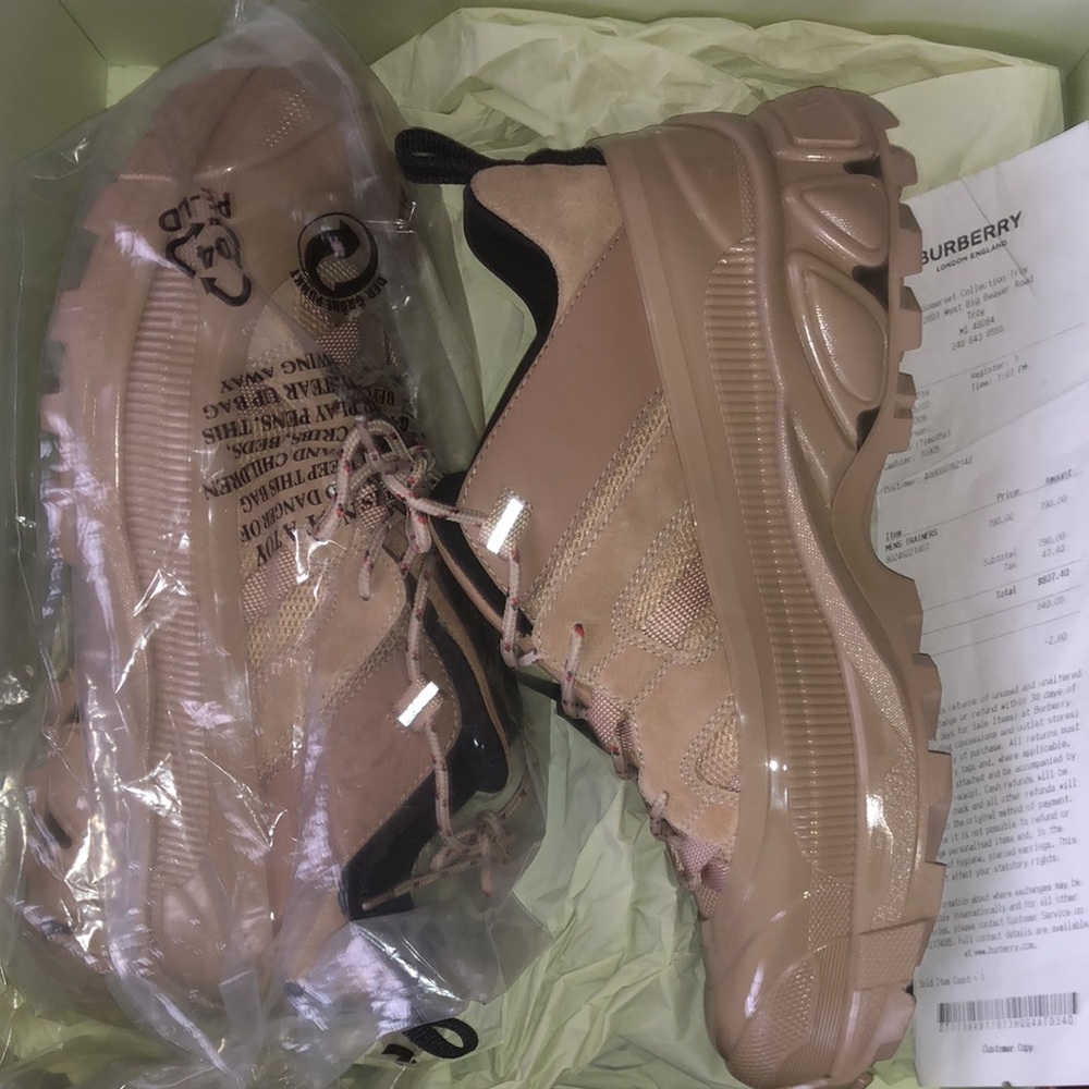 Burberry Shoes